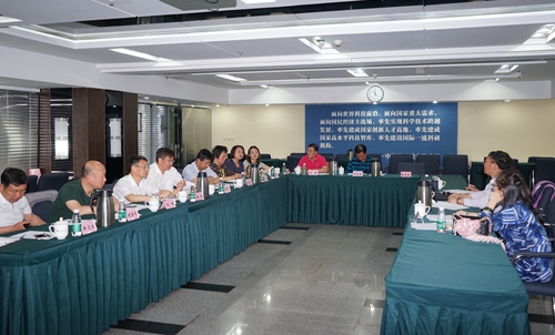 中科院離退休干部工作局來沈調(diào)研督導(dǎo)工作