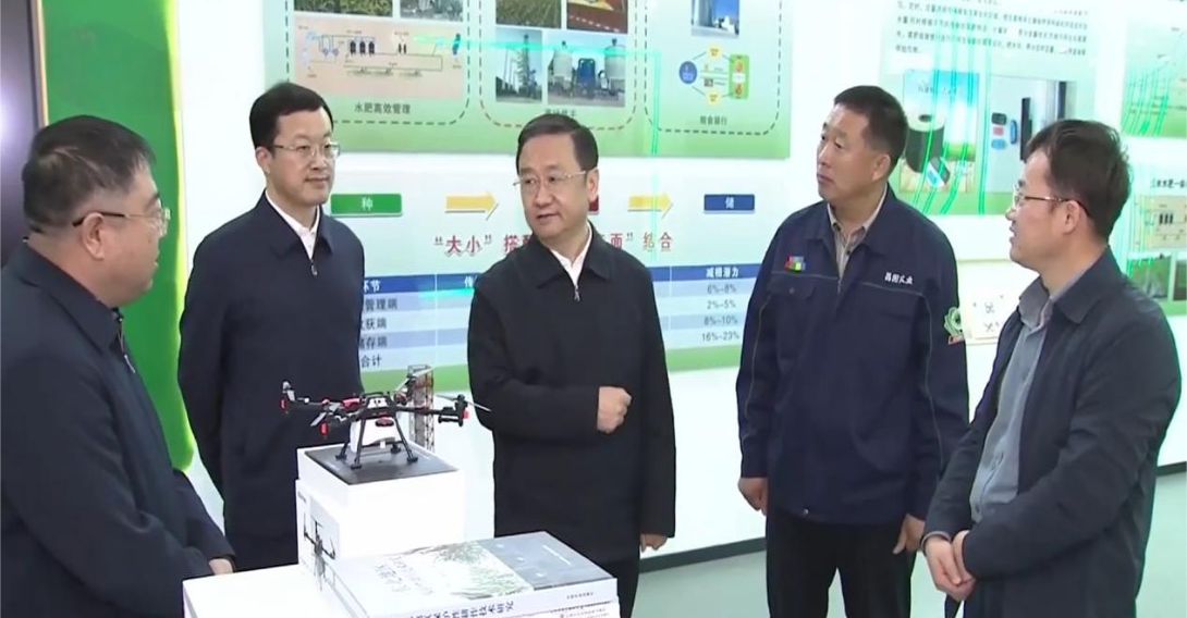 遼寧省委副書記、省長(zhǎng)王新偉調(diào)研中國(guó)科學(xué)院沈陽(yáng)應(yīng)用生態(tài)研究所昌圖現(xiàn)代農(nóng)業(yè)試驗(yàn)站